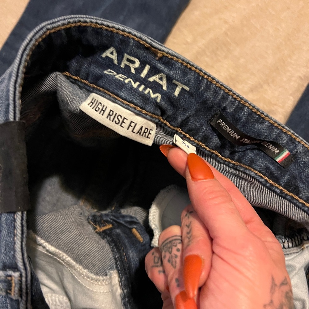 Ariat High Rise Flared Denim 29R - Picture 3 of 5